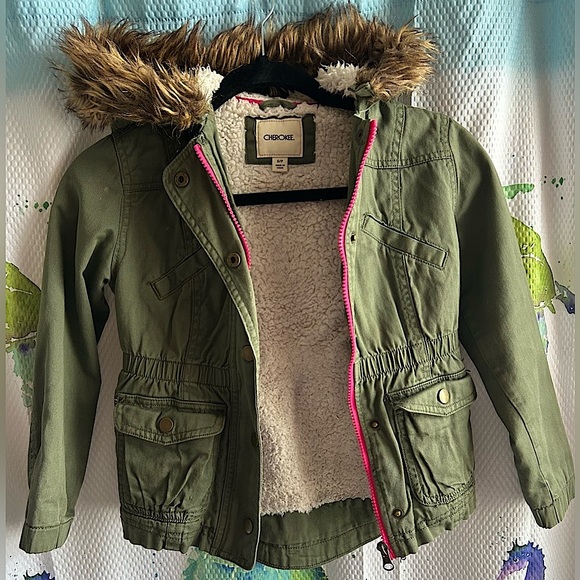 Olive Green Jacket with Faux Fur Hood - Picture 3 of 3